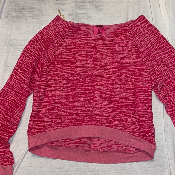Cute pink long sleeve shirt! Size large runs small. Great condition - Picture 2 of 3